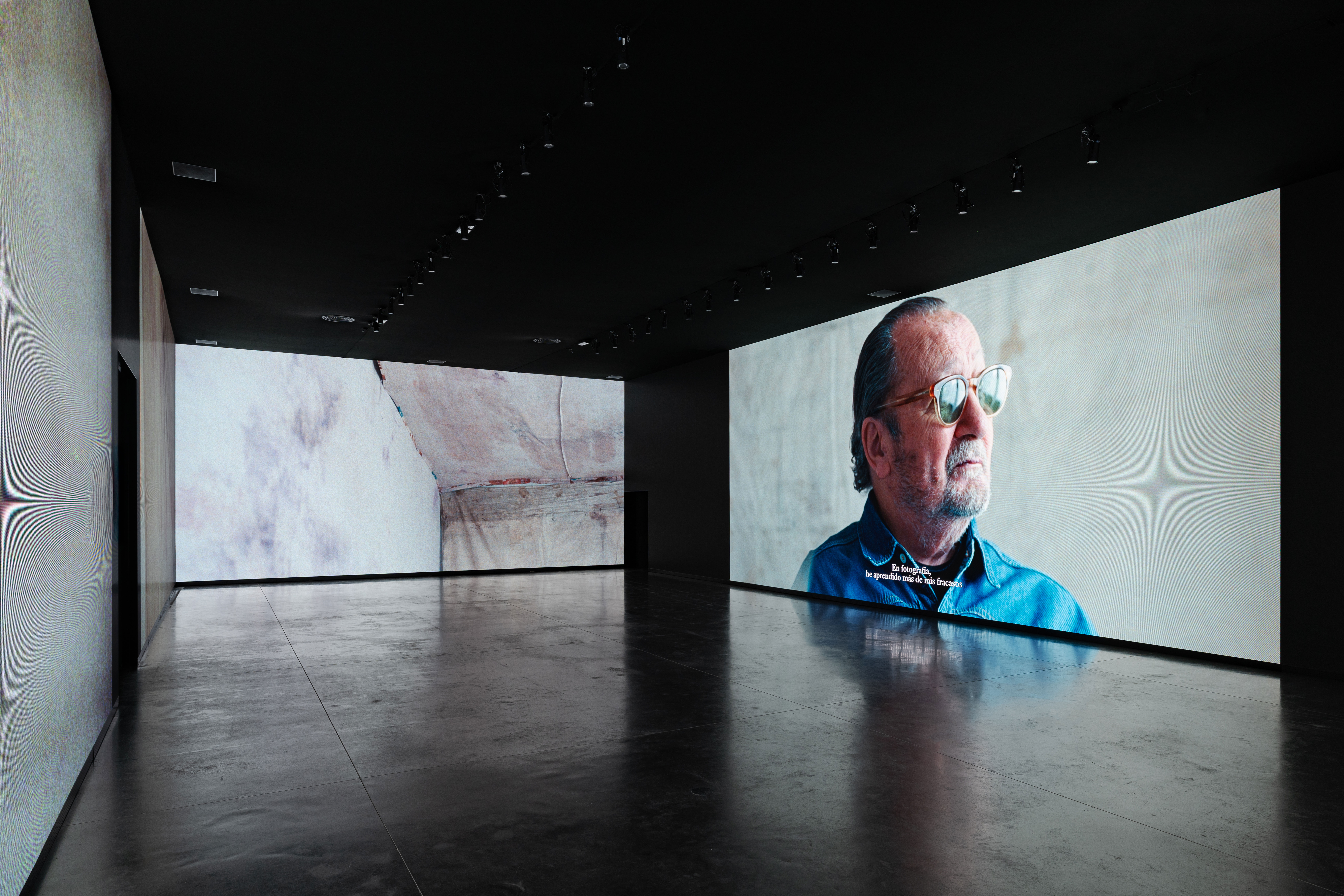 Sala de la exposición 'Doubts' dedicada a la obra de Paolo Roversi