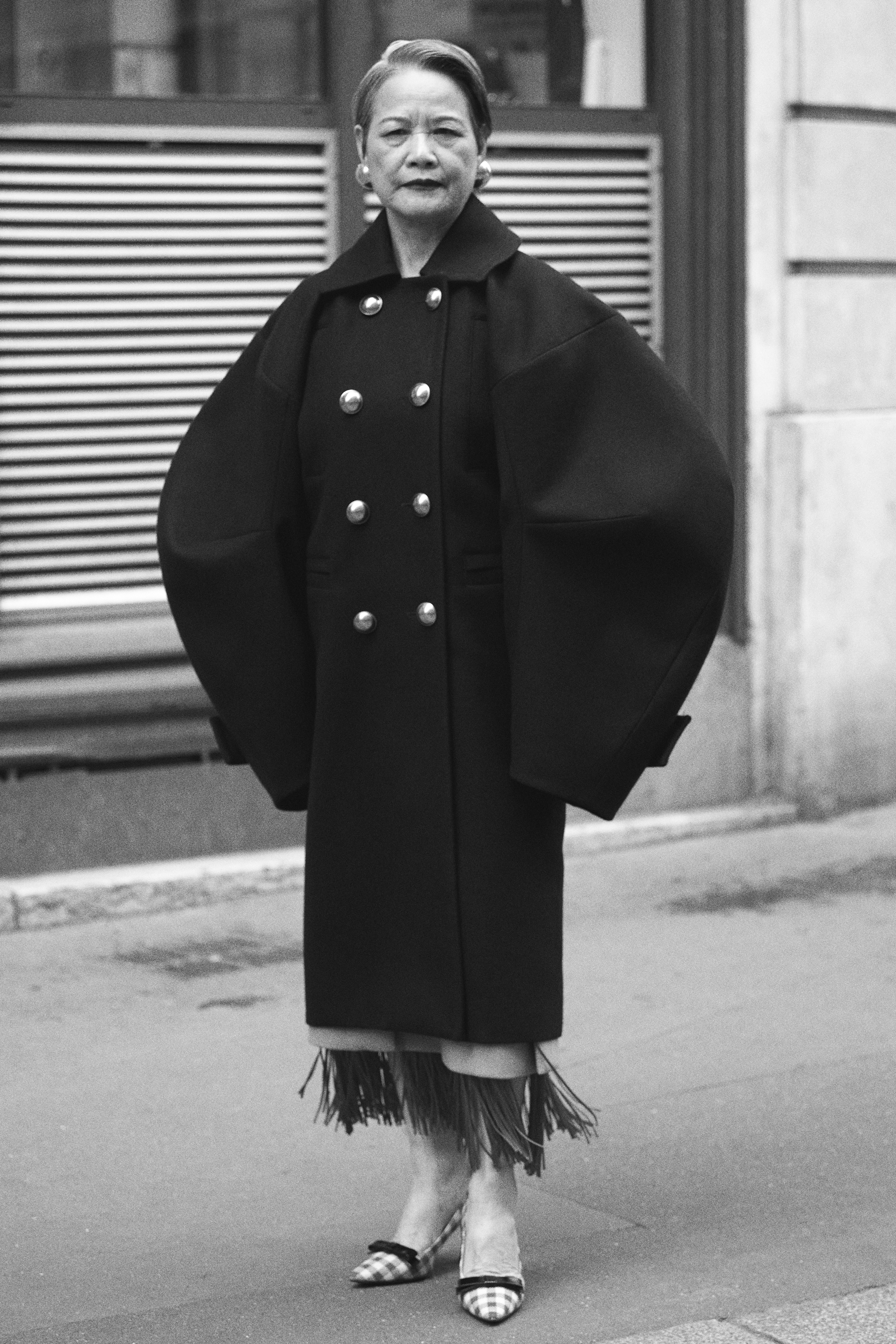 Imagen editorial de moda asociada al concepto Asia no es tendencia es moda