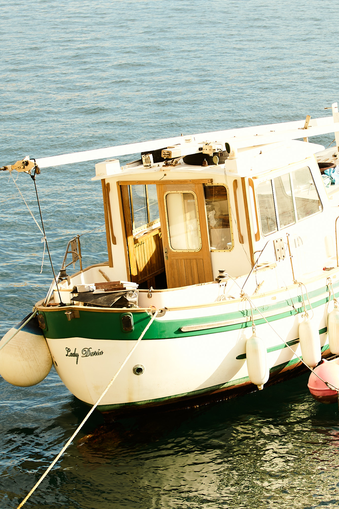 Barco de pescador en la costa de Malta